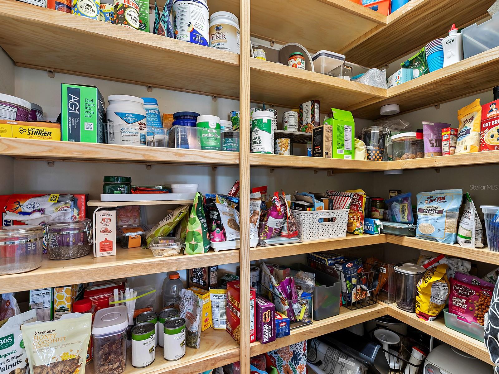 LAKE CLUB PH I - Residential