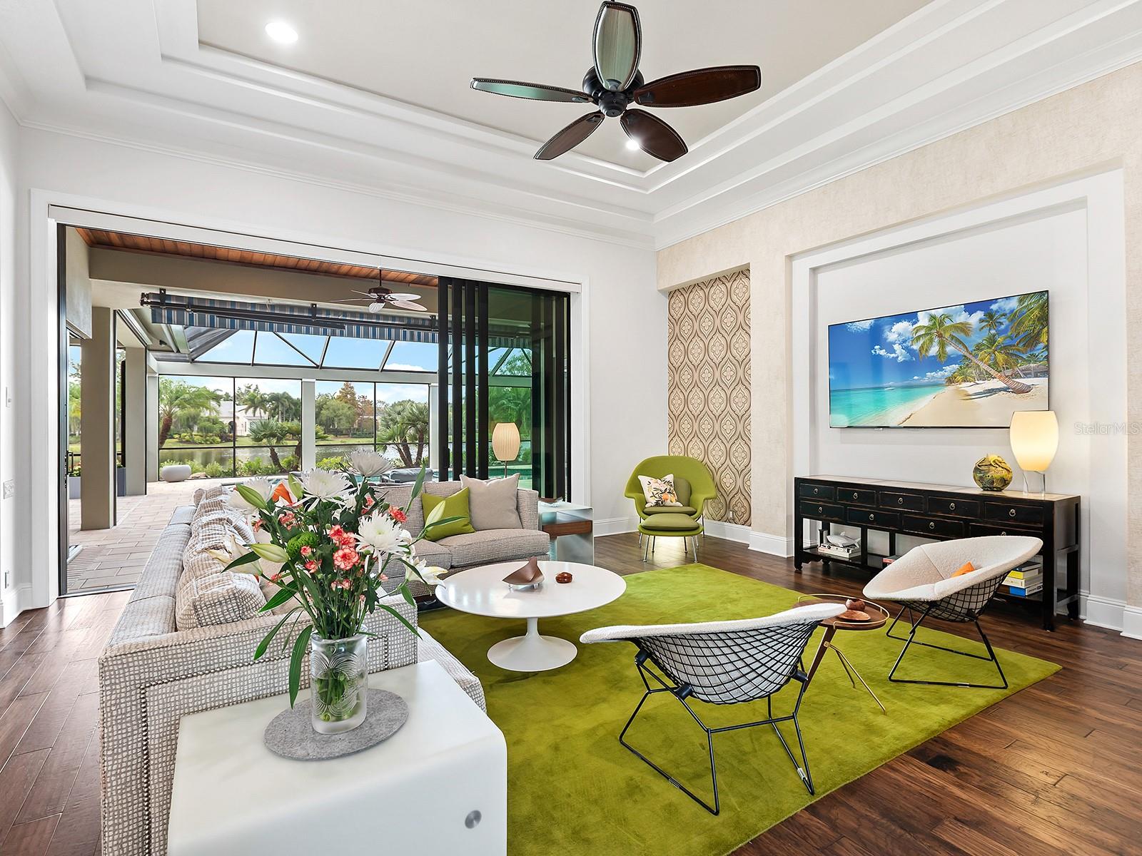 LAKE CLUB PH I - Residential