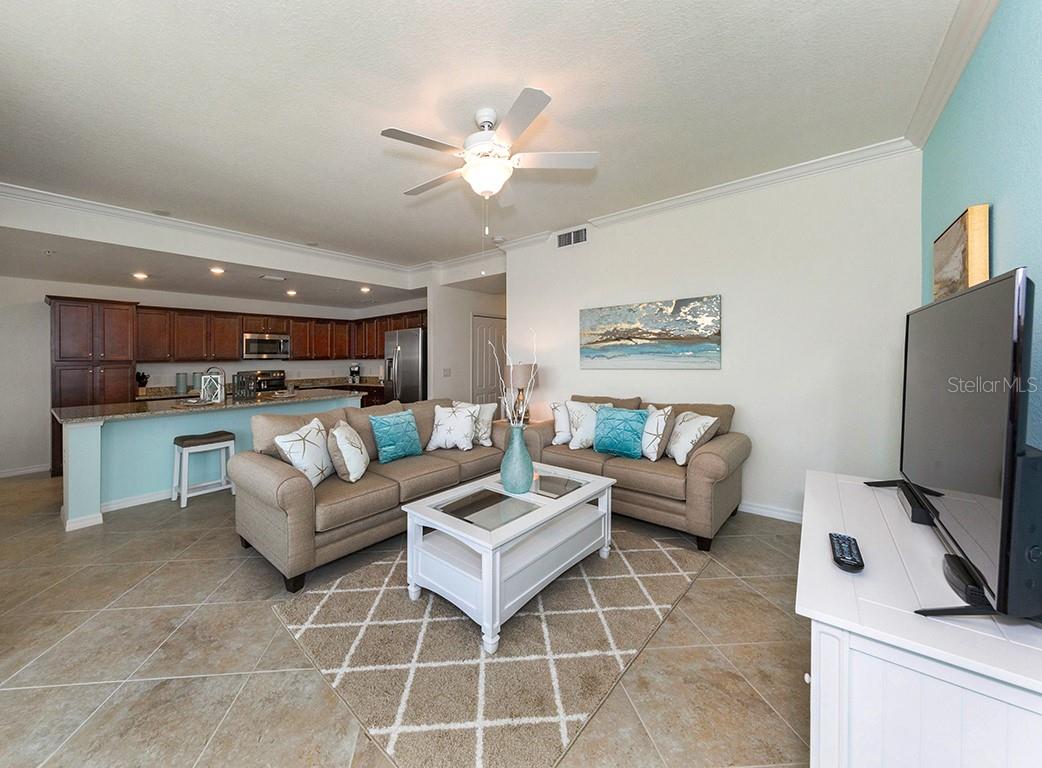 LAKEWOOD NATIONAL - Residential Lease