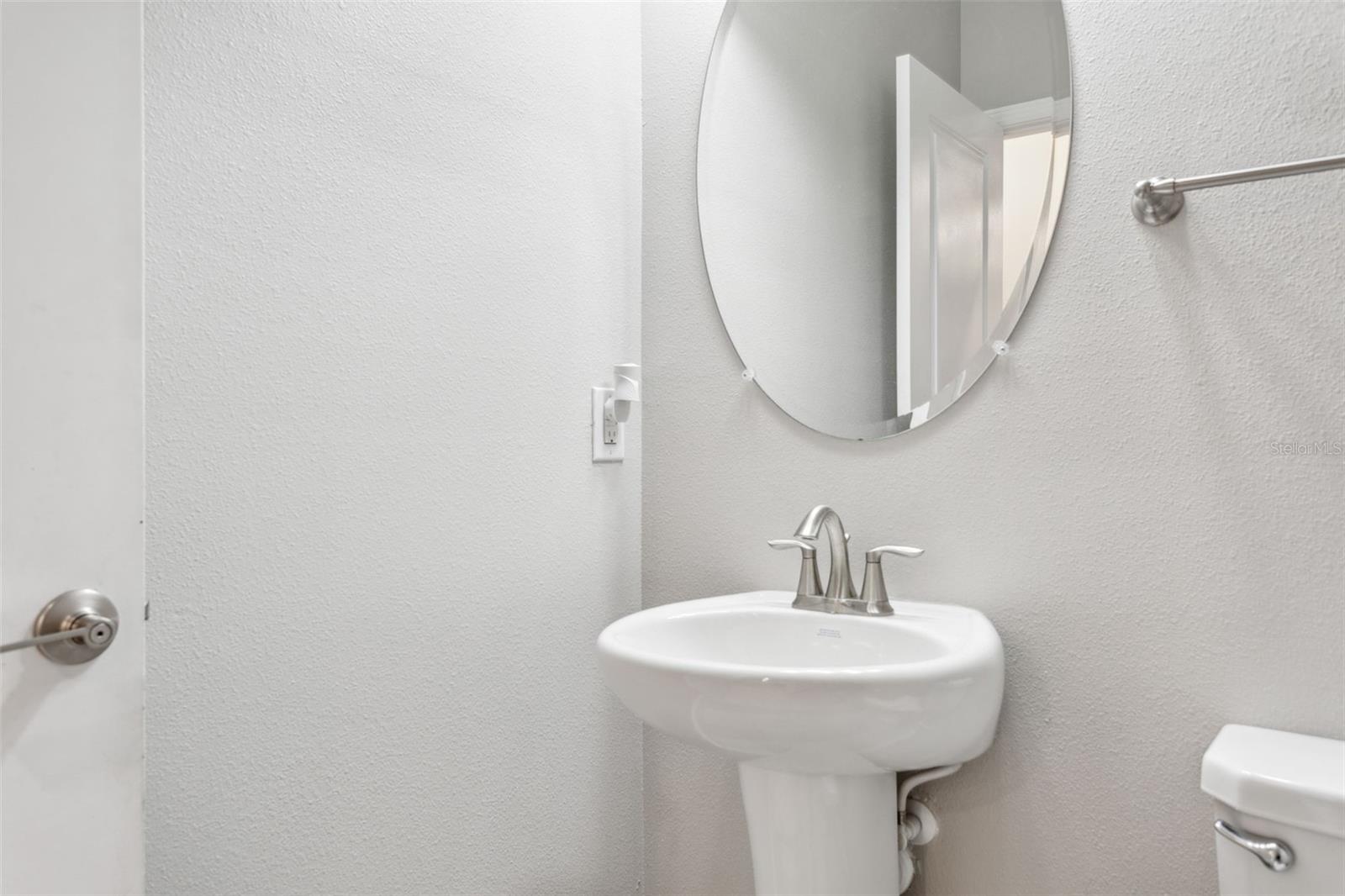 TAMPA PALMS AREA 3 PRCL 38 - Residential Lease