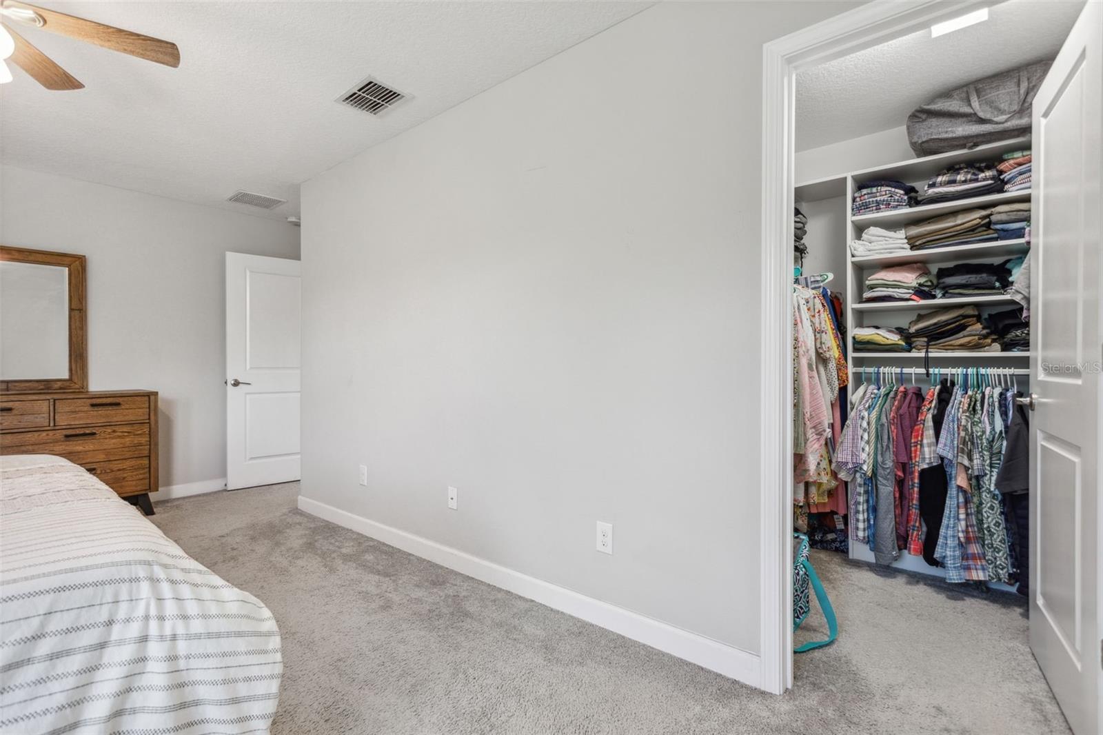 TAMPA PALMS AREA 3 PRCL 38 - Residential Lease