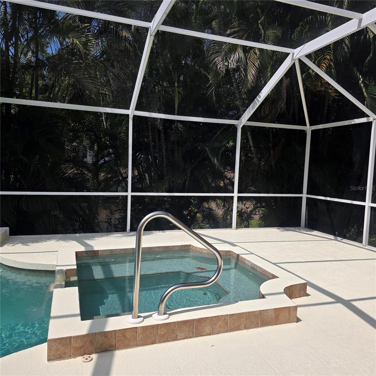 SOUTH GATE - Residential