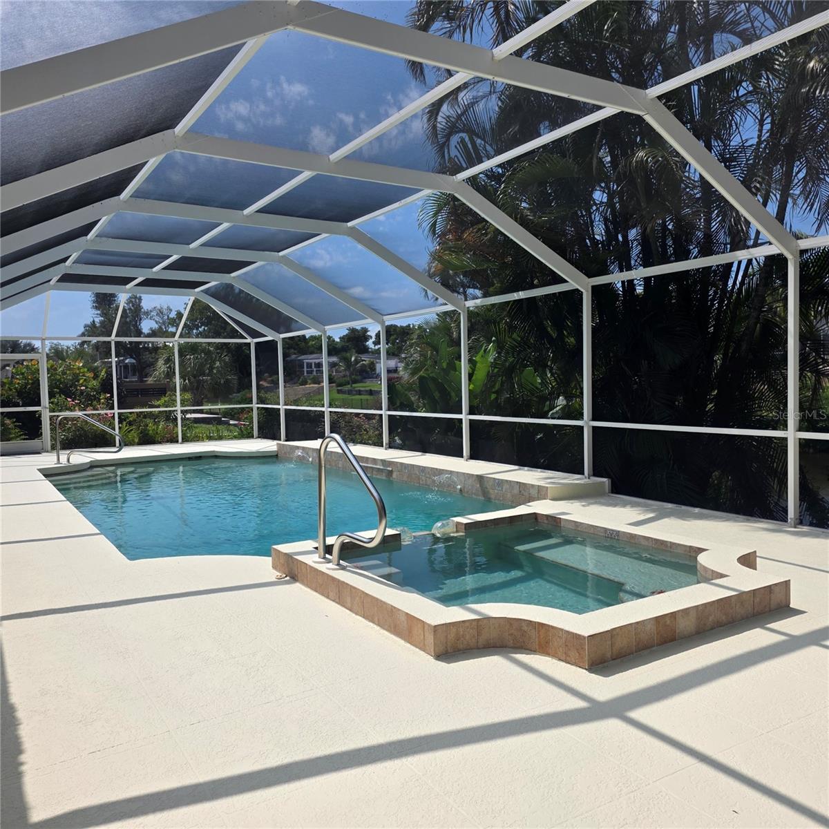 SOUTH GATE - Residential