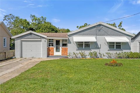 A home in WINTER PARK