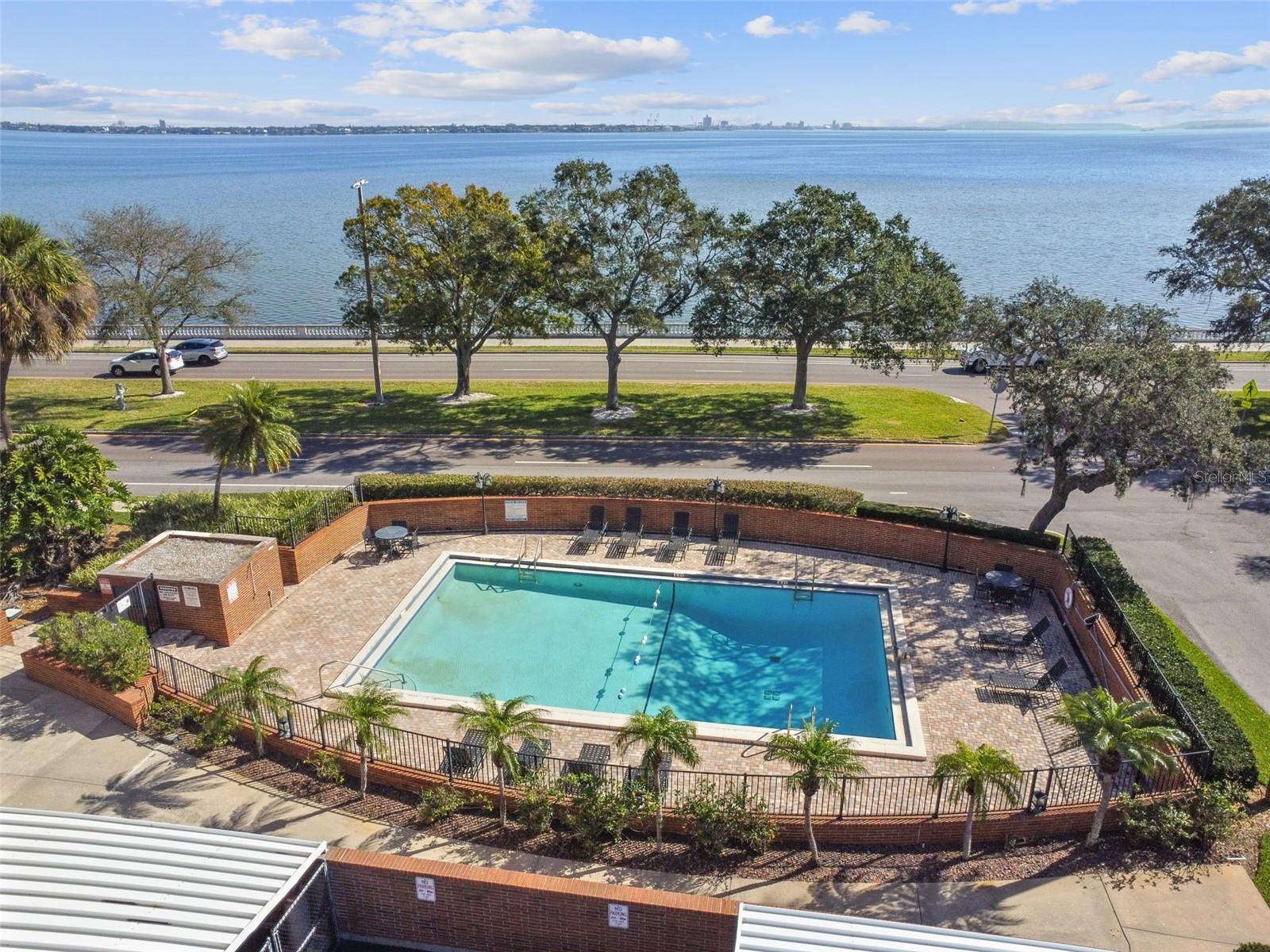 BAYSHORE TOWERS A CONDO - Residential