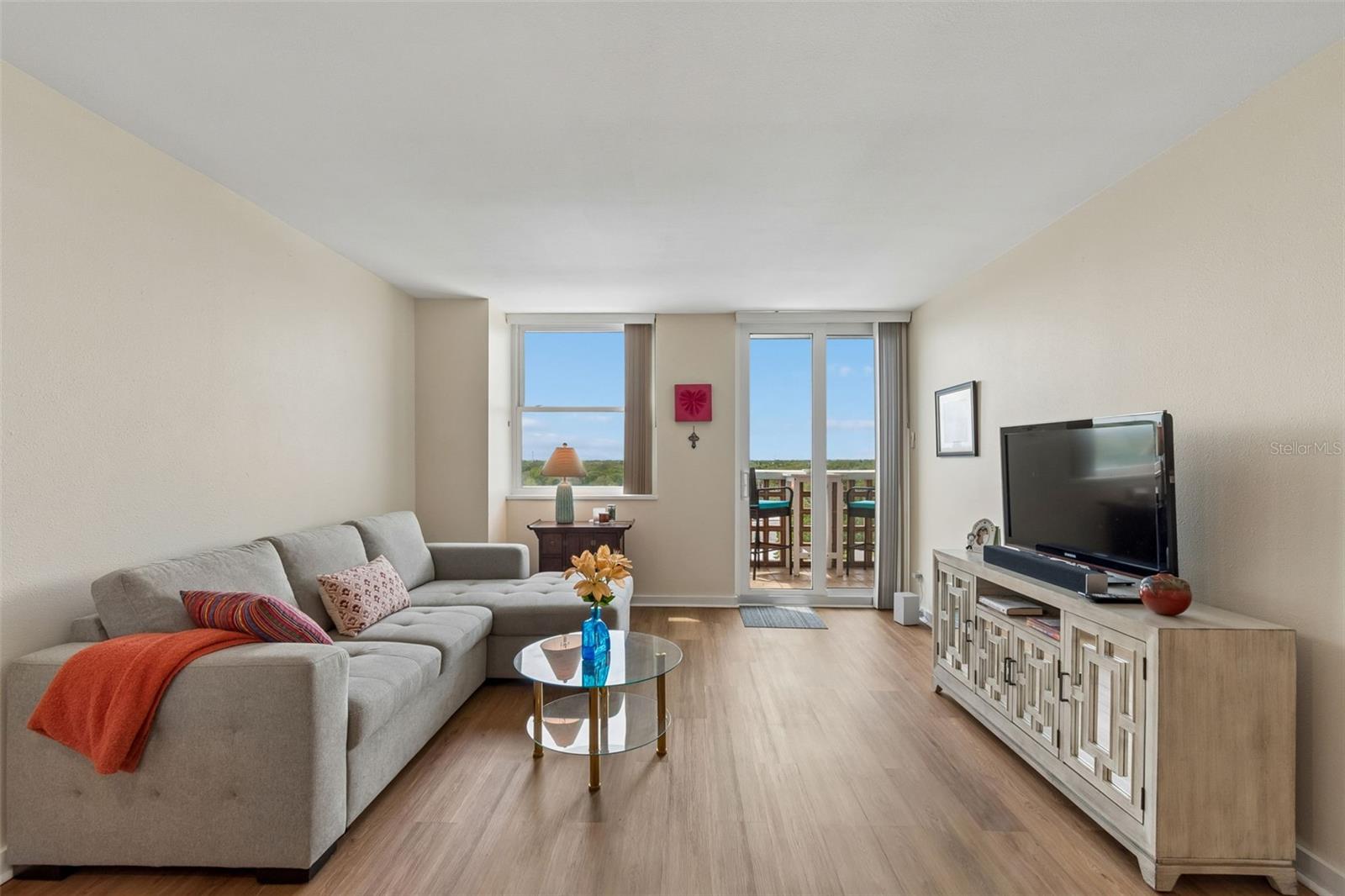 BAYSHORE TOWERS A CONDO - Residential