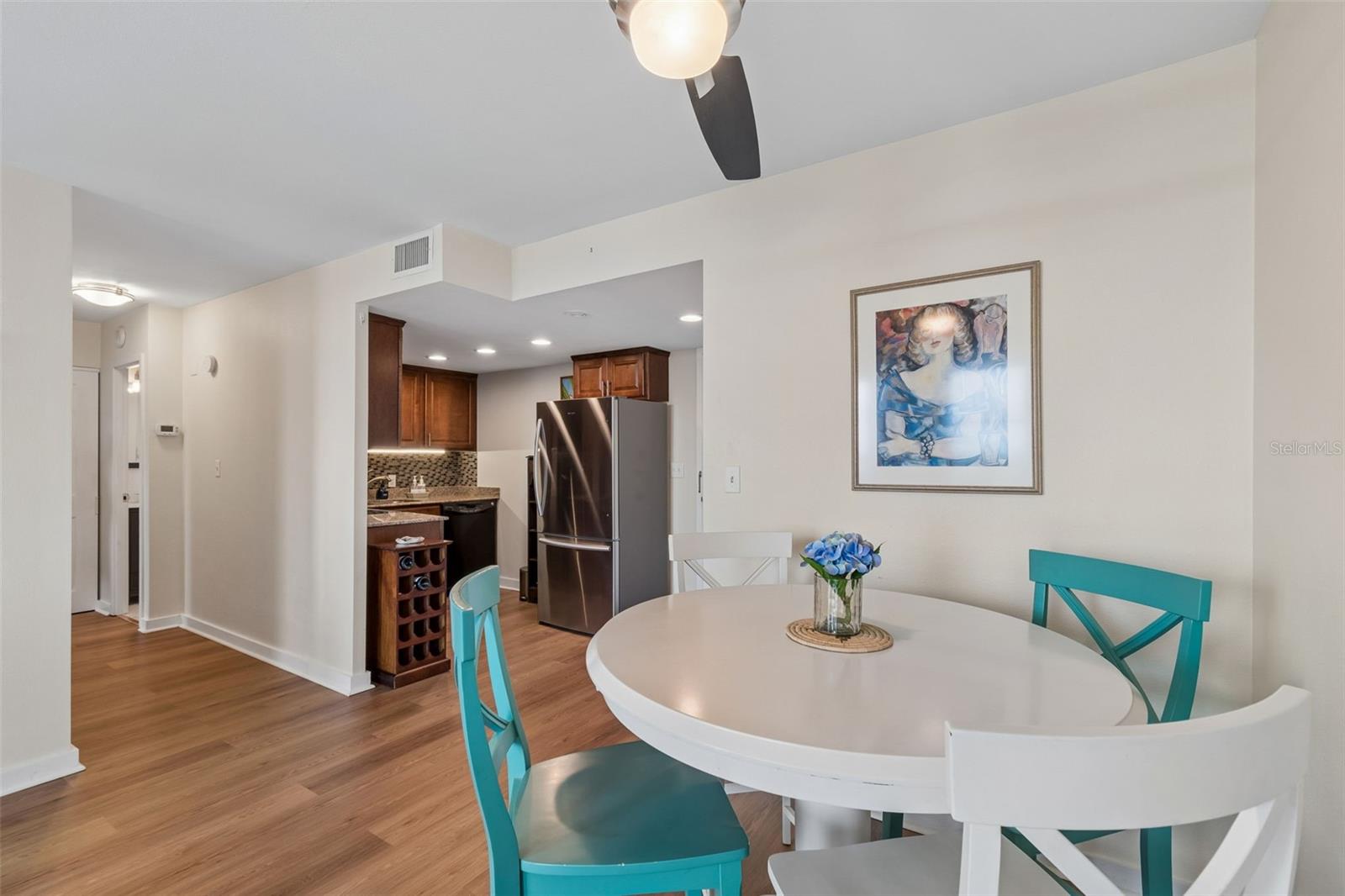 BAYSHORE TOWERS A CONDO - Residential