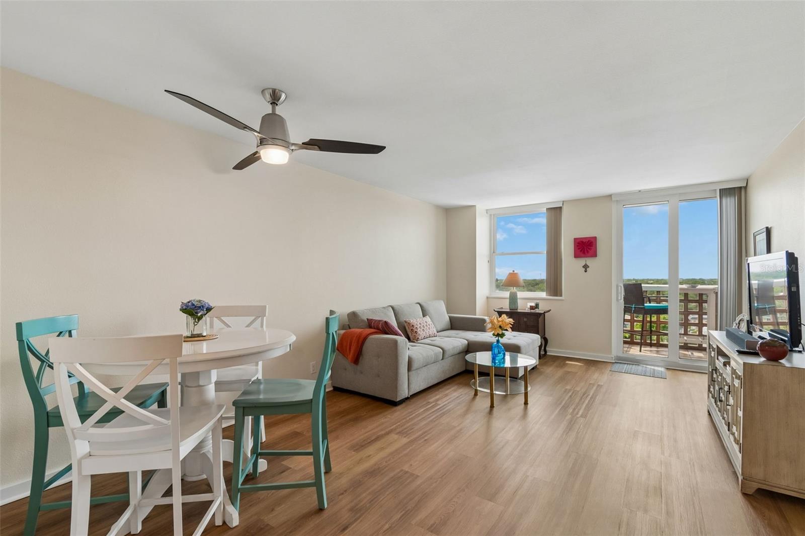 BAYSHORE TOWERS A CONDO - Residential