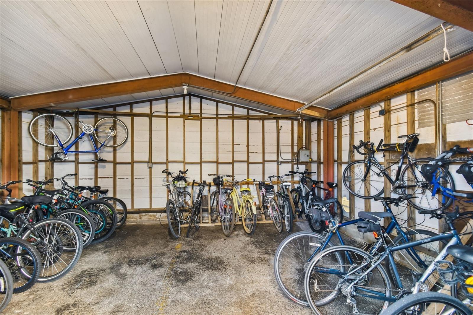 BAYSHORE TOWERS A CONDO - Residential