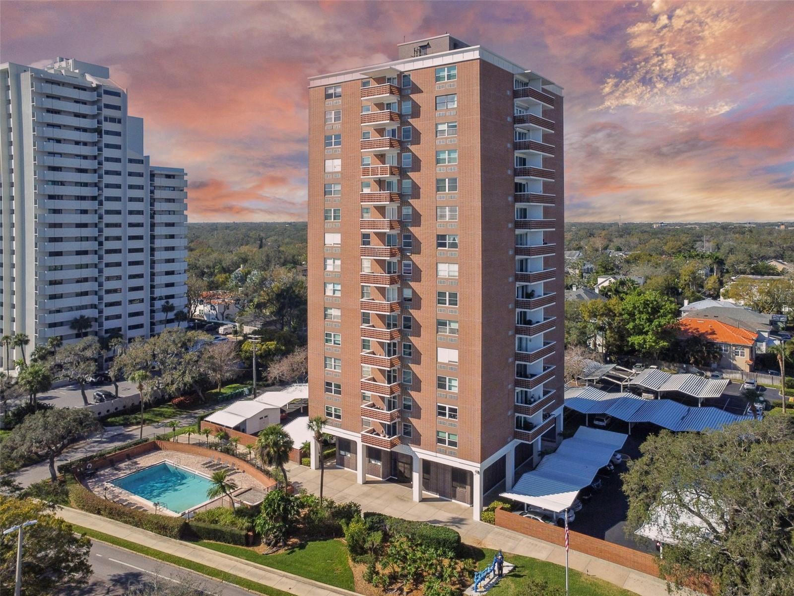 BAYSHORE TOWERS A CONDO - Residential