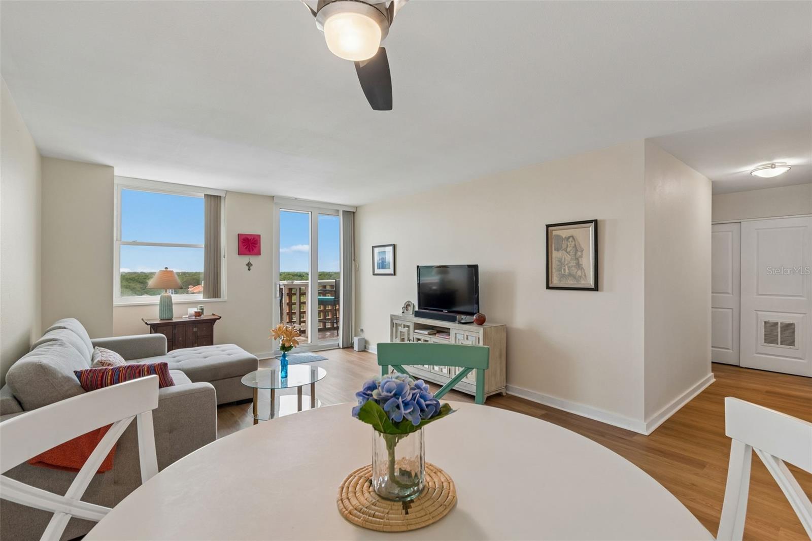 BAYSHORE TOWERS A CONDO - Residential