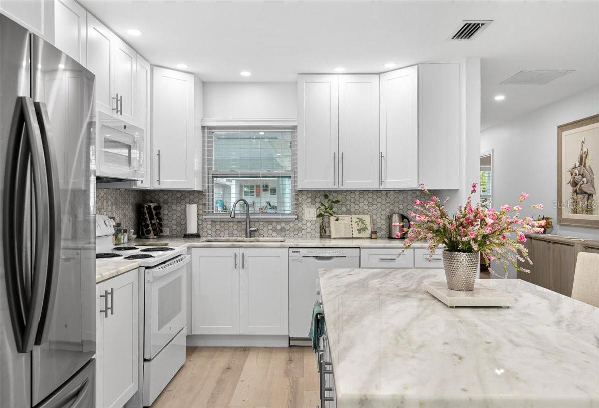 STRATHMORE RIVERSIDE III - Residential