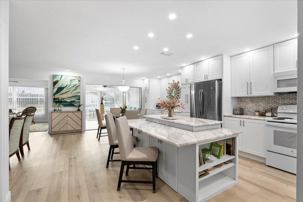 Photo of 2322 Riverbluff Parkway #V250, Sarasota, FL 34231 (MLS # O6343939)