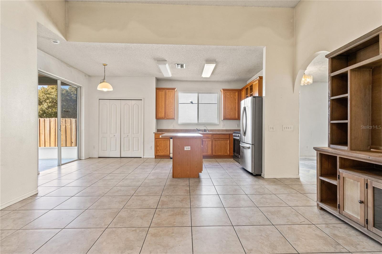 10323 GOLDENBROOK WAY