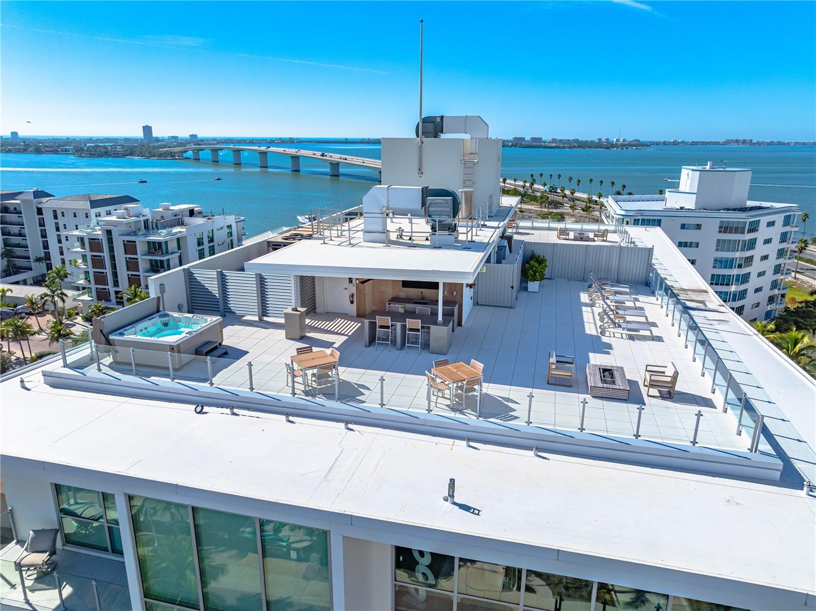 111 GOLDEN GATE POINT 801PH