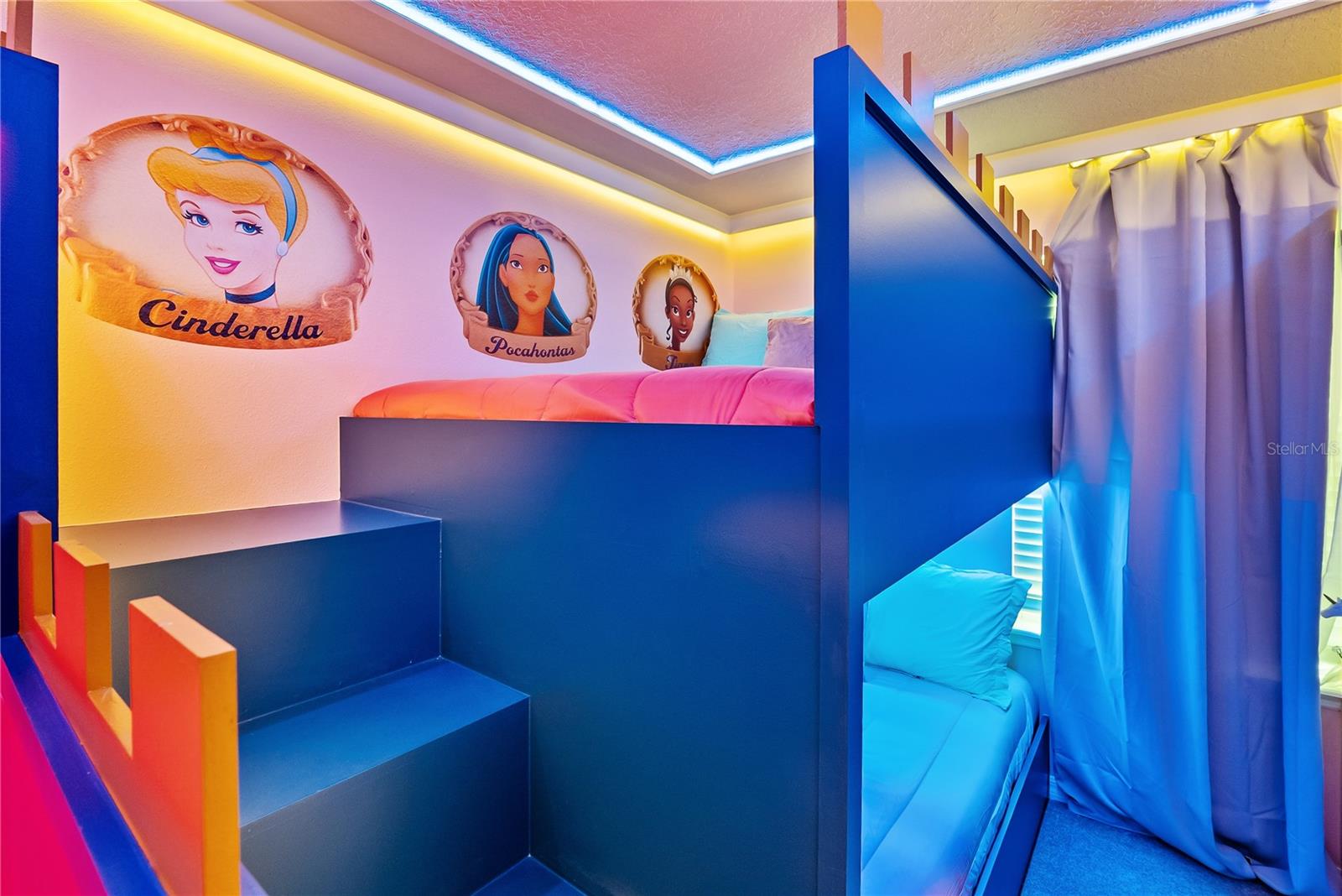 WINDSOR CAY PH 1 - Residential