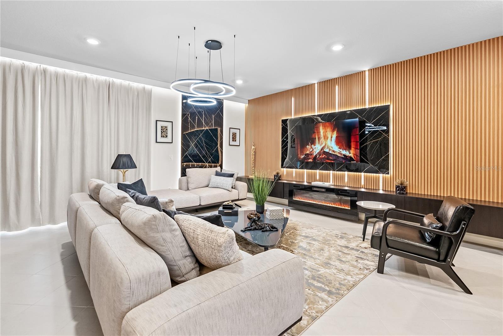 WINDSOR CAY PH 1 - Residential