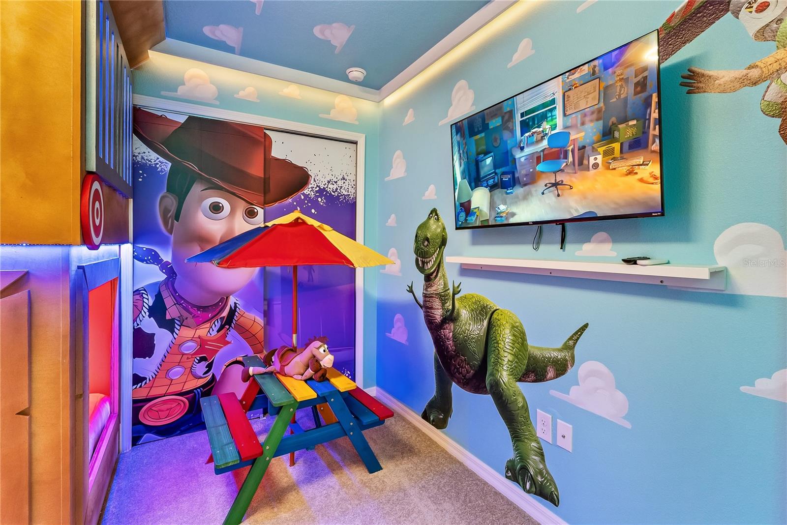 WINDSOR CAY PH 1 - Residential