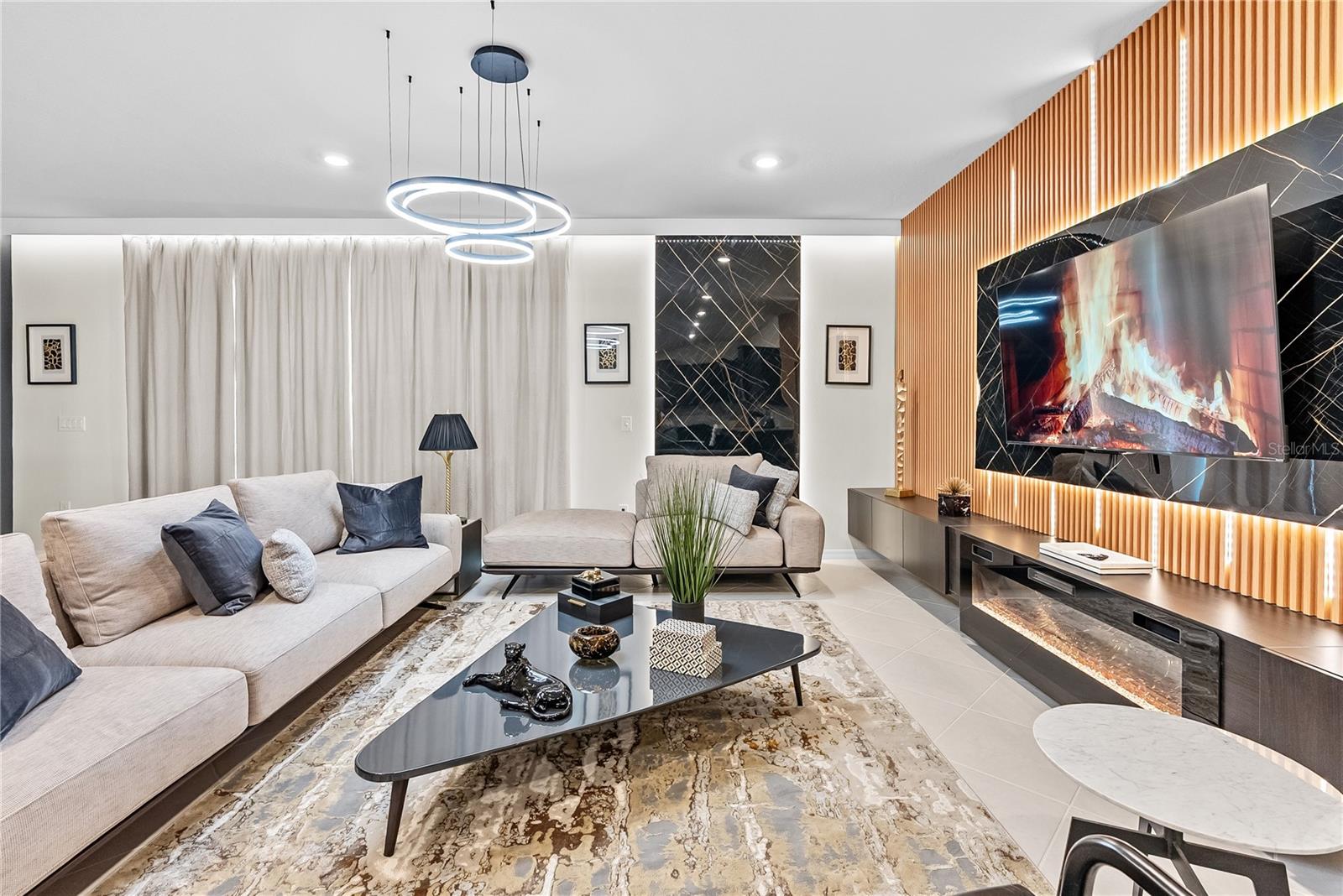 WINDSOR CAY PH 1 - Residential