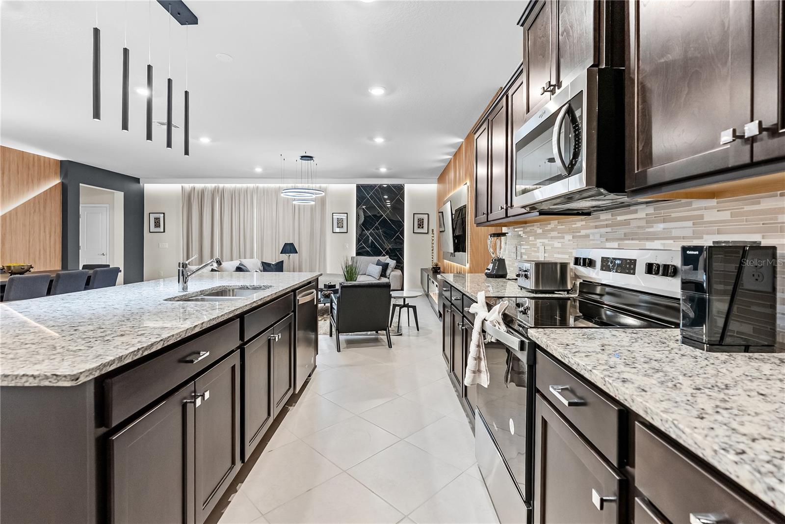 WINDSOR CAY PH 1 - Residential