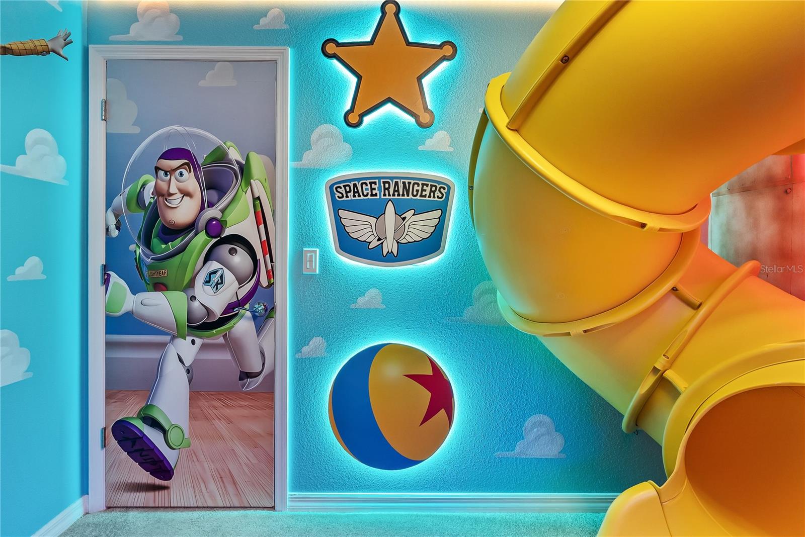 WINDSOR CAY PH 1 - Residential