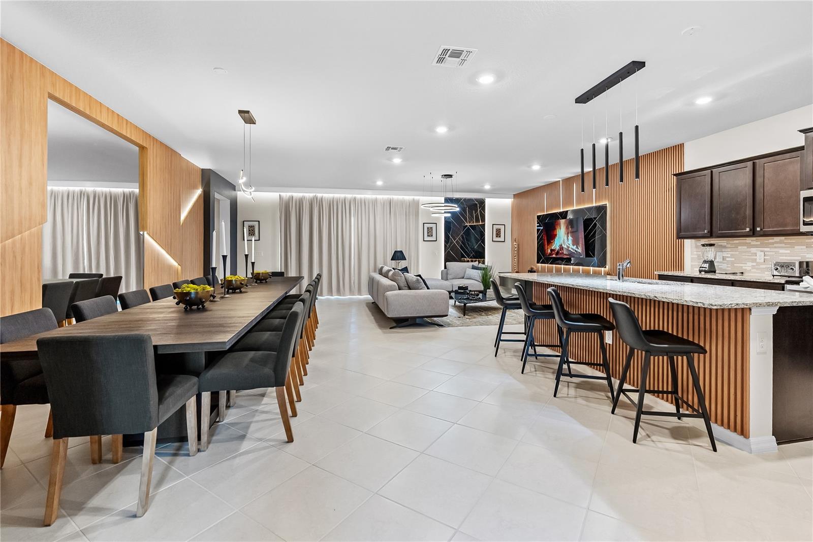 15969 CAPE CORAL LOOP