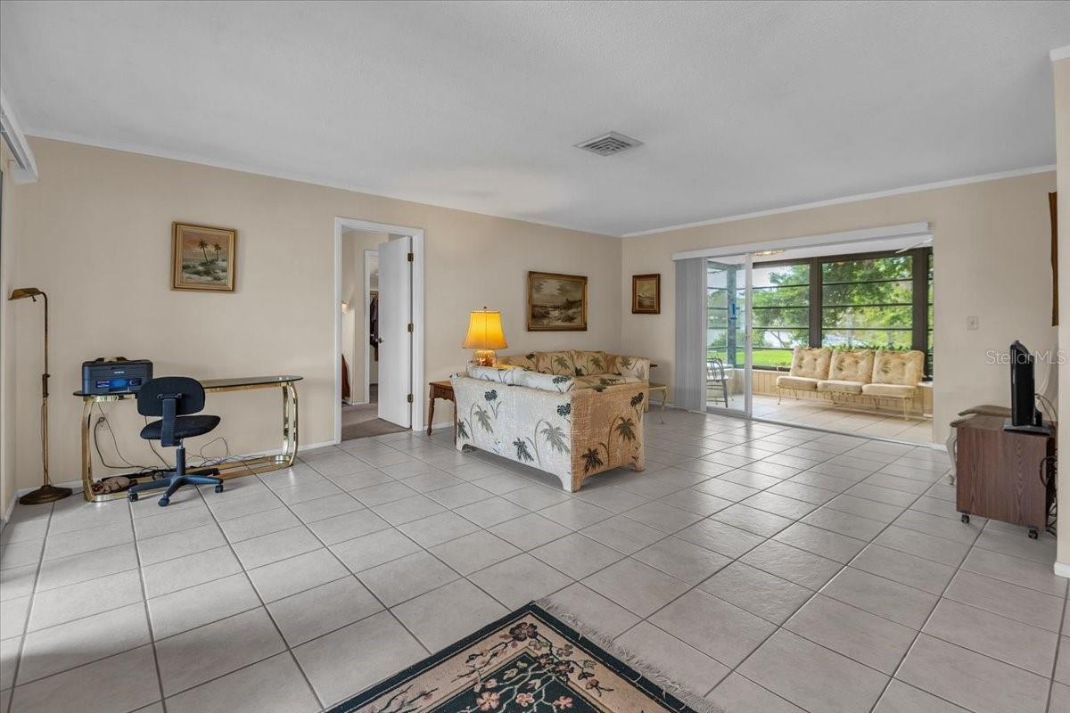 SORRENTO VILLAS 4 - Residential