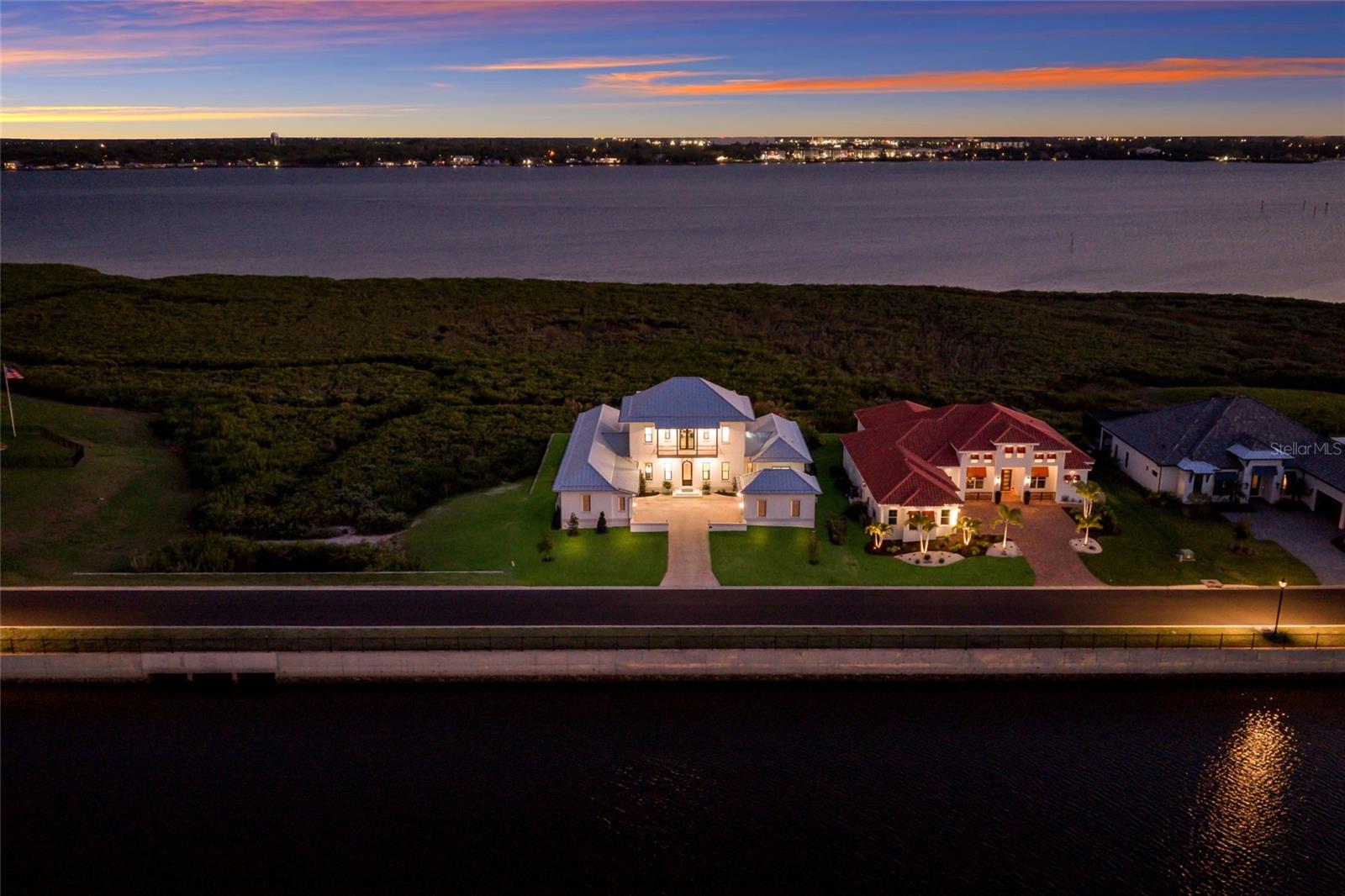 SANCTUARY COVE - Residential