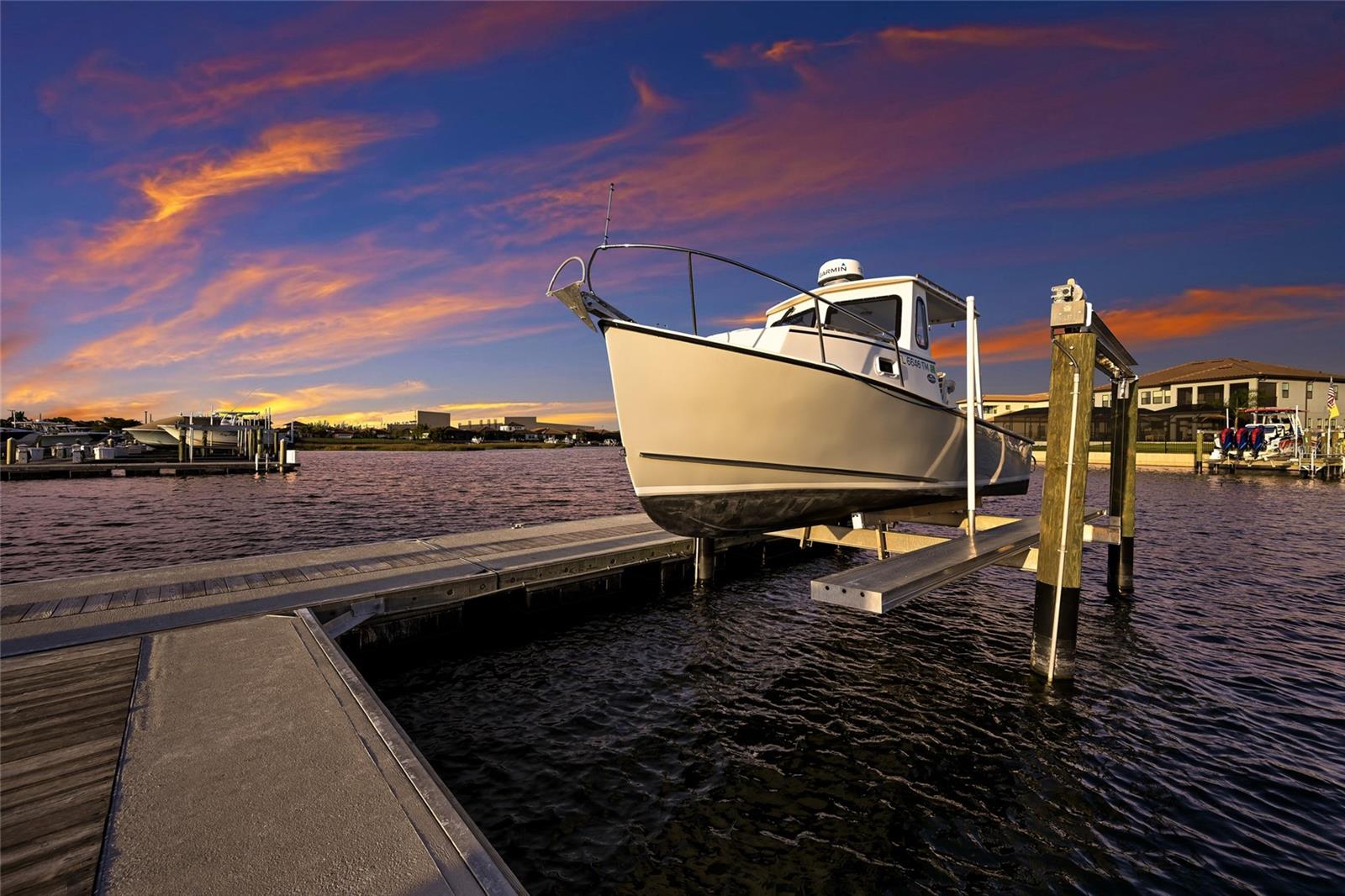 SANCTUARY COVE - Residential
