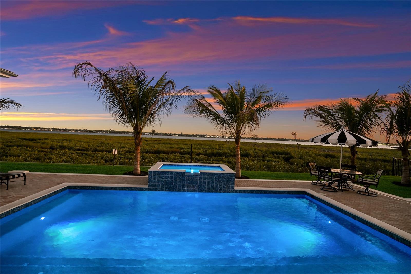 SANCTUARY COVE - Residential