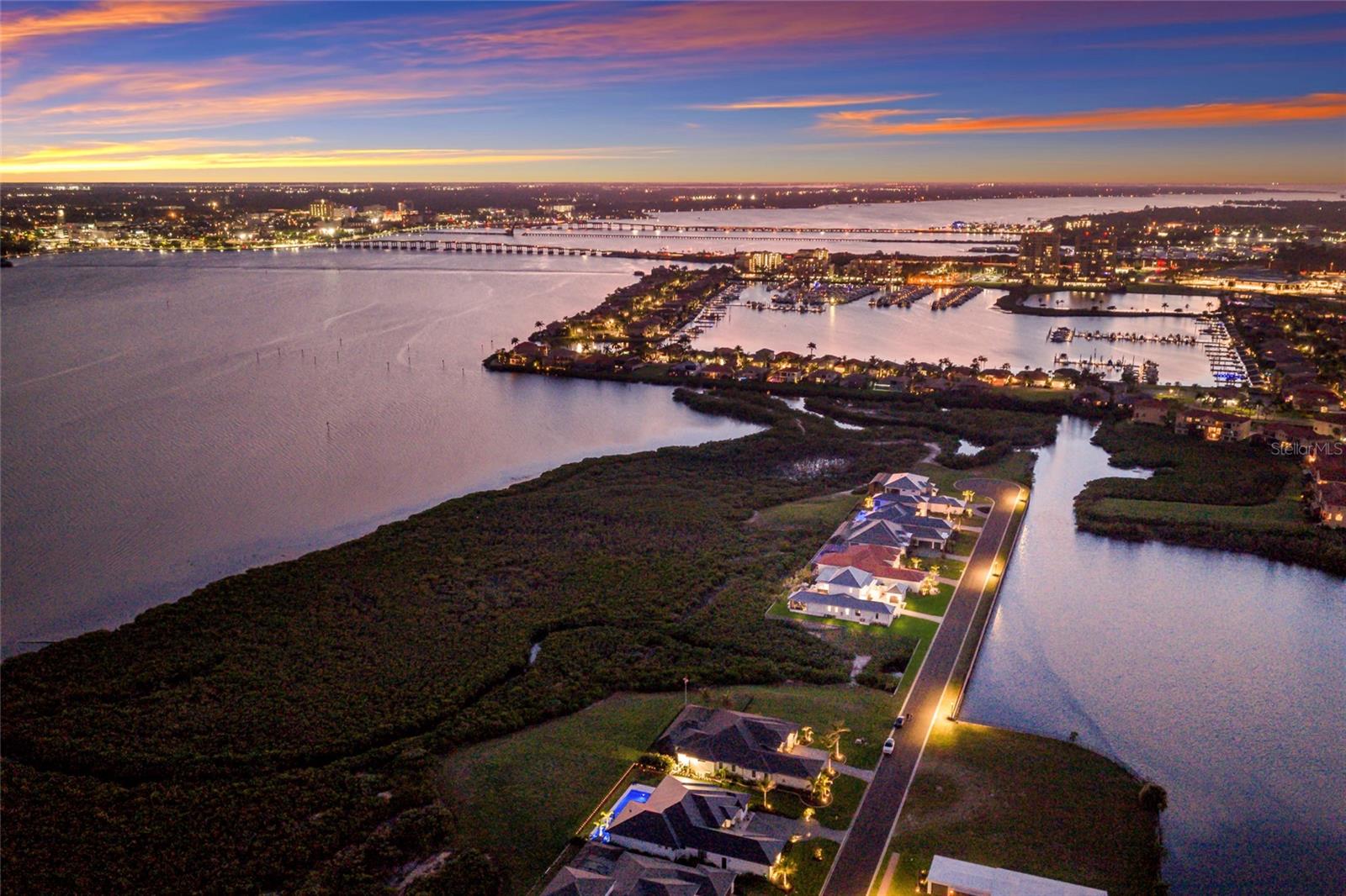 SANCTUARY COVE - Residential