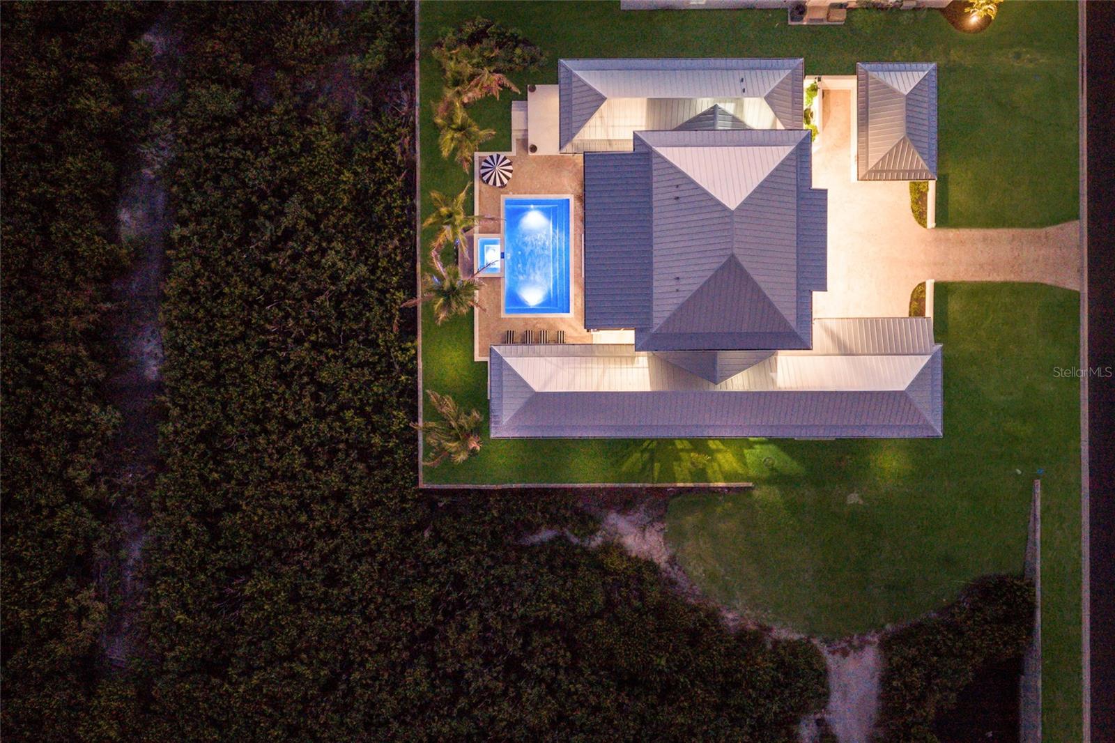 SANCTUARY COVE - Residential