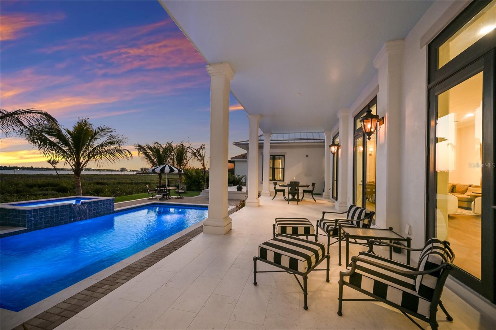 SANCTUARY COVE - Residential