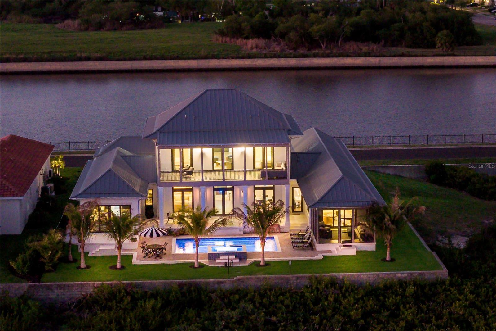 SANCTUARY COVE - Residential