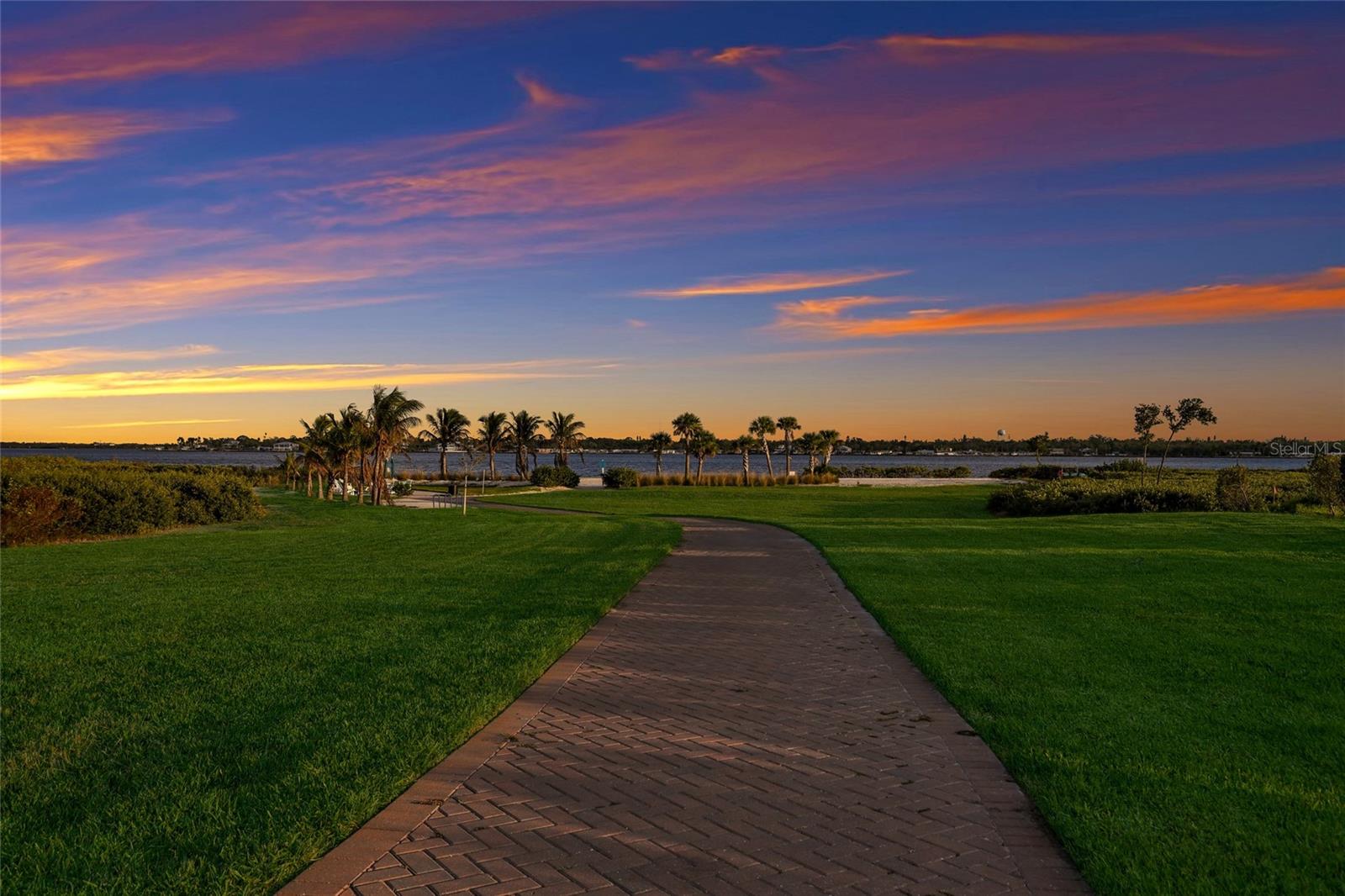 SANCTUARY COVE - Residential