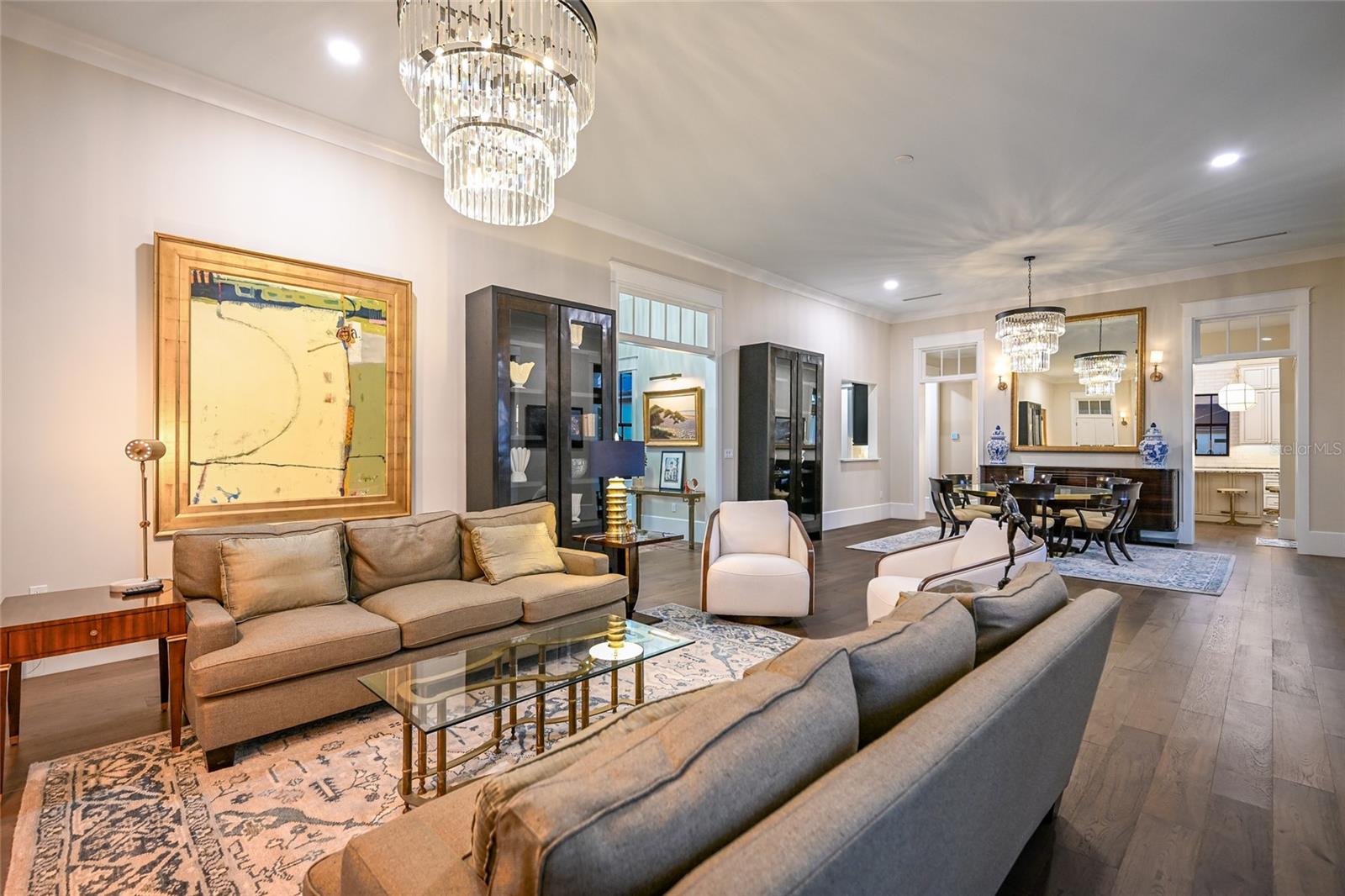 SANCTUARY COVE - Residential