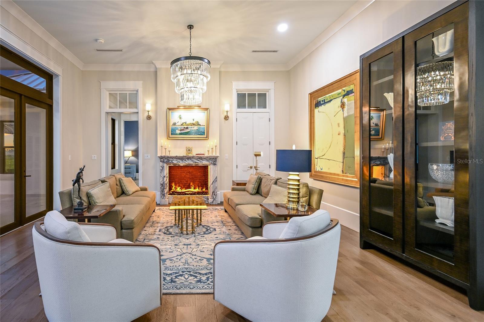SANCTUARY COVE - Residential