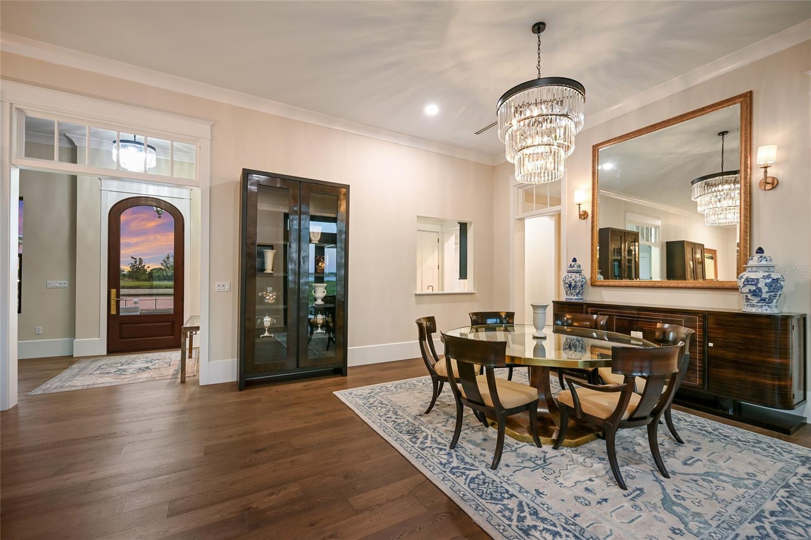 SANCTUARY COVE - Residential