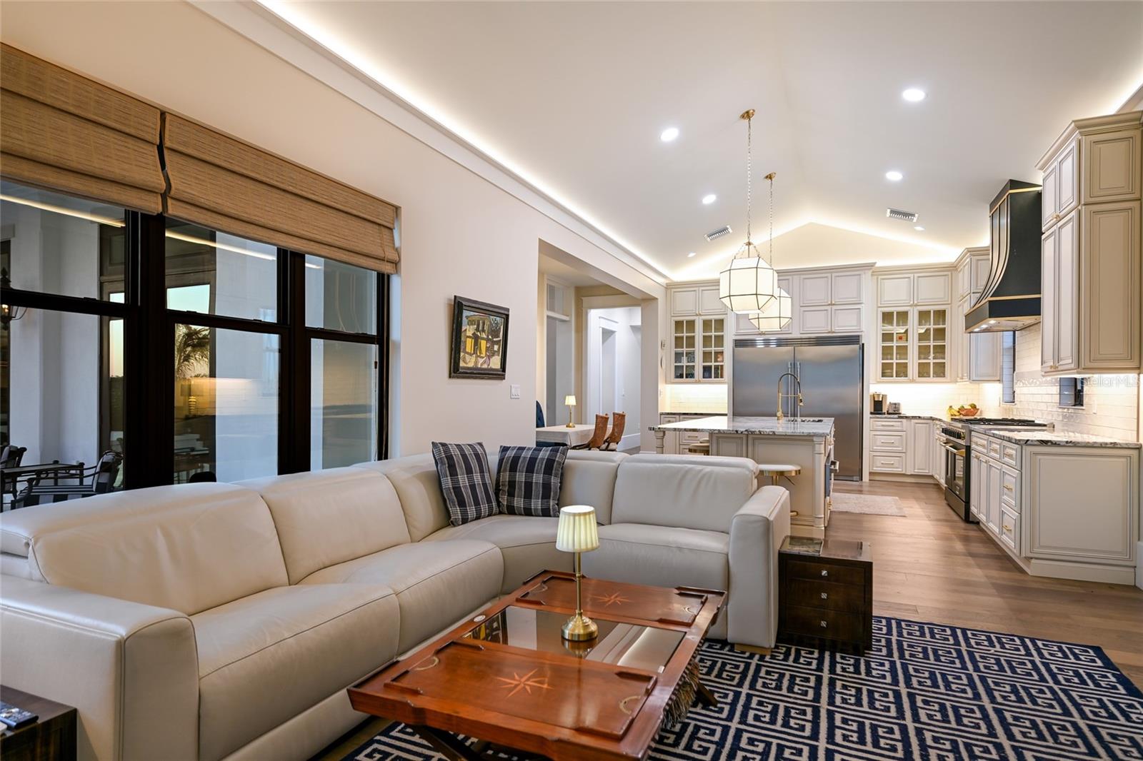 SANCTUARY COVE - Residential