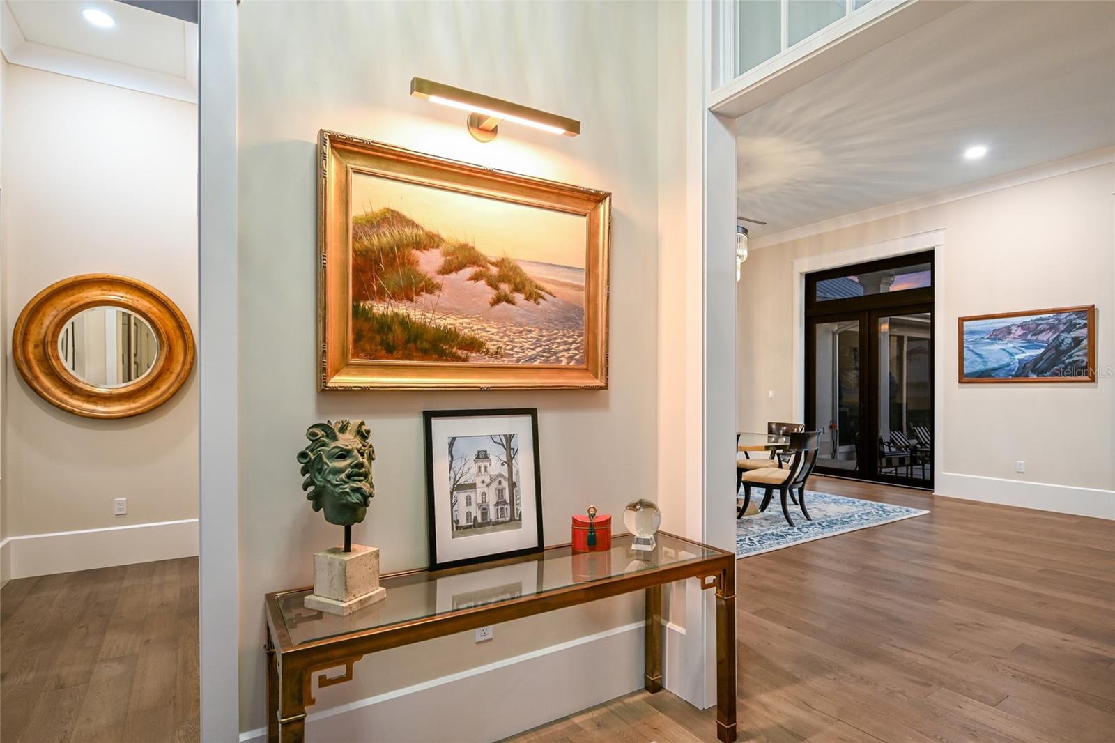 SANCTUARY COVE - Residential