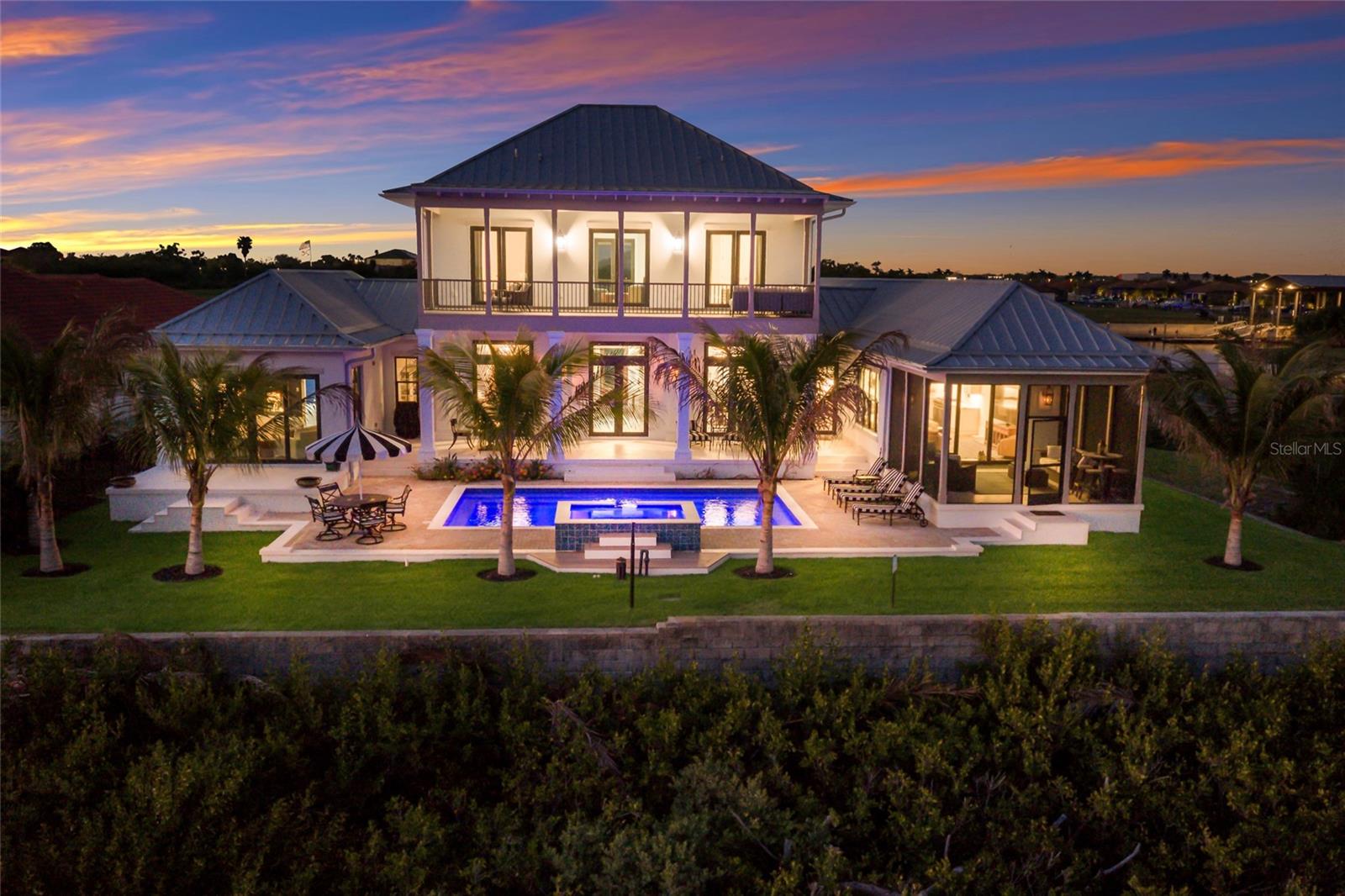 SANCTUARY COVE - Residential