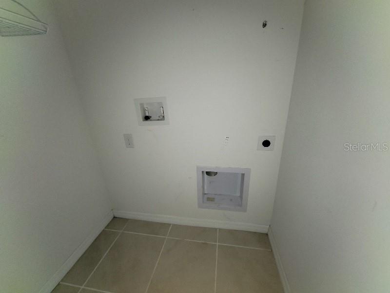 WOODBRIDGE LKS/EDGEWATER - Residential