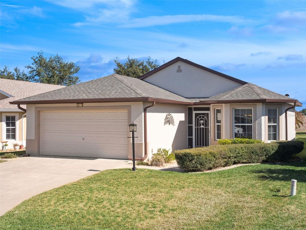 Photo of 20716 Prince Ranier Place, Leesburg, FL 34748 (MLS # G5107096)