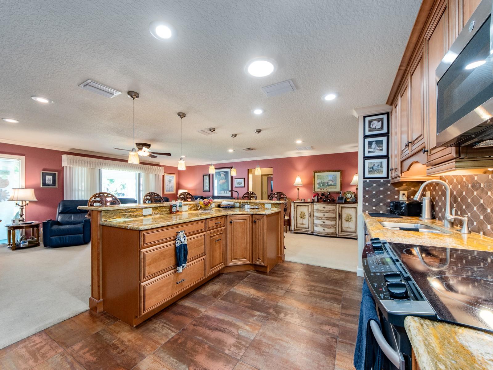 TAMARAC BY THE GULF 1ST ADD - Residential