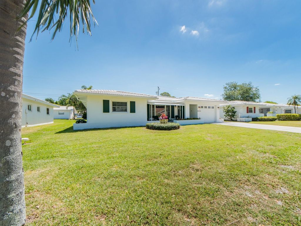 Photo of 9227 143rd Street, Seminole, FL 33776 (MLS # TB8496786)