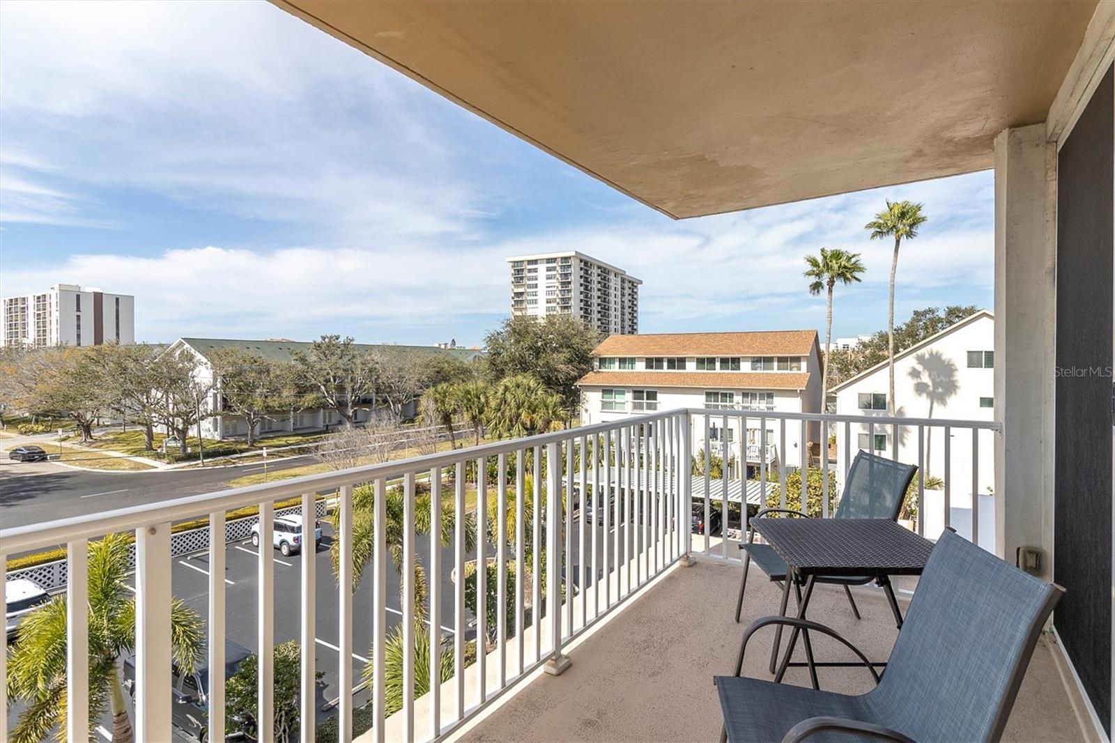 ISLAND WAY TOWERS CONDO - Residential