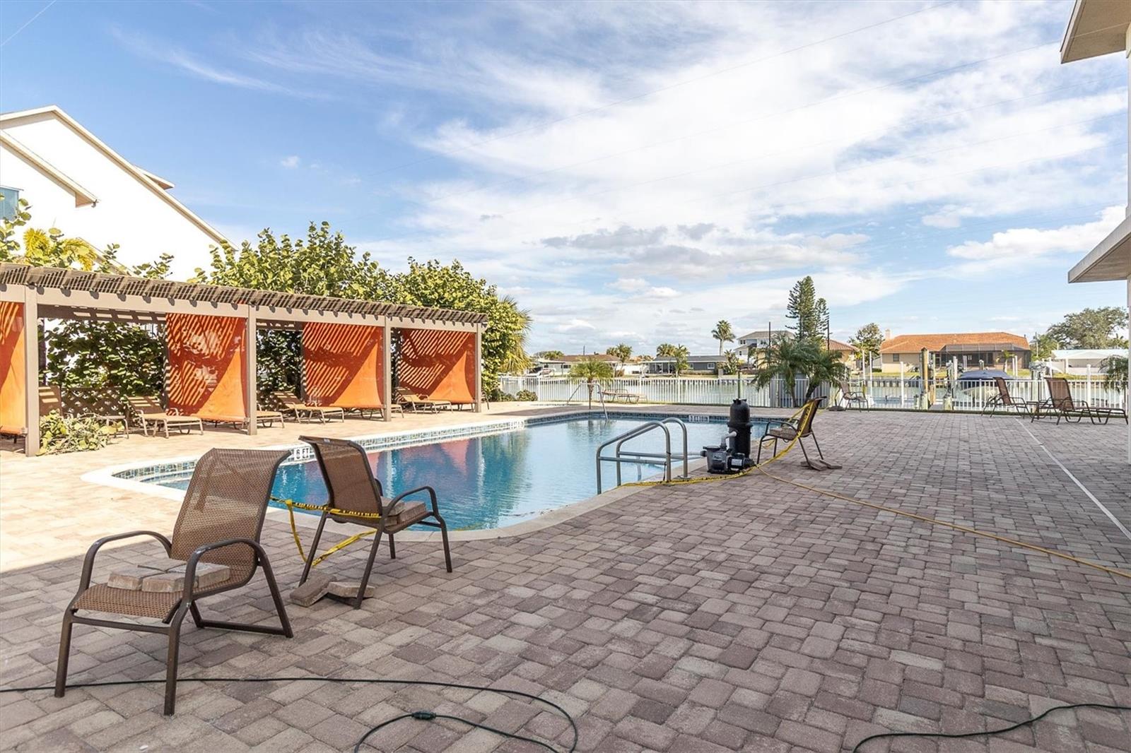 ISLAND WAY TOWERS CONDO - Residential