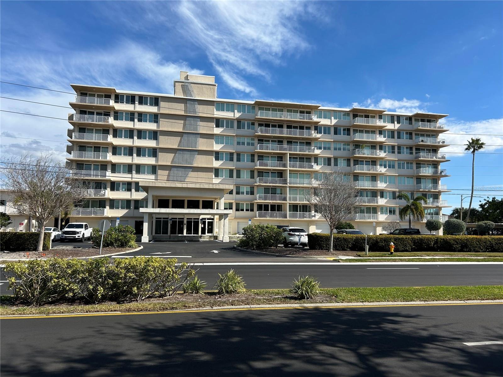 ISLAND WAY TOWERS CONDO - Residential