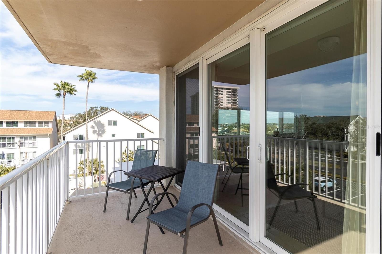 ISLAND WAY TOWERS CONDO - Residential