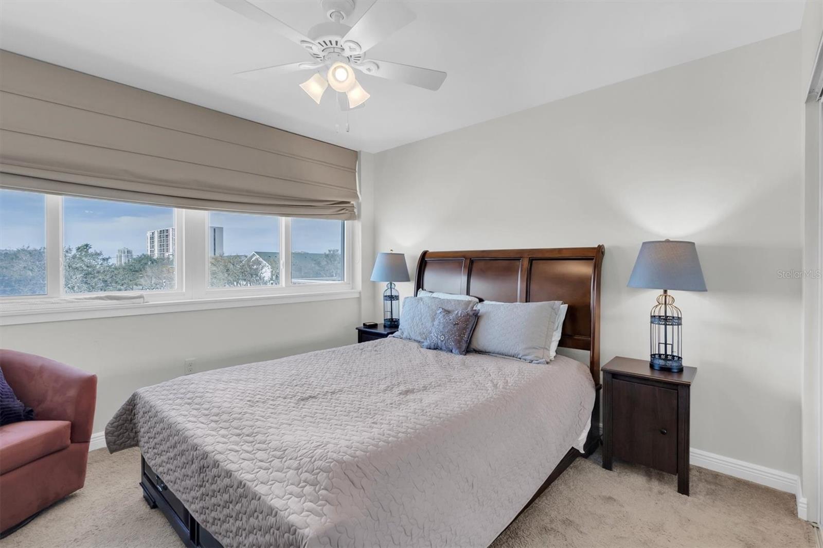 ISLAND WAY TOWERS CONDO - Residential